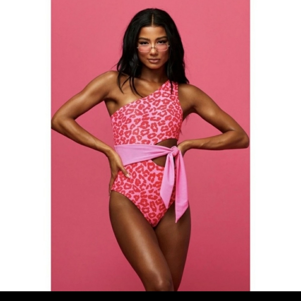 Beach Riot One Piece Swimsuit - Picture 2 of 12